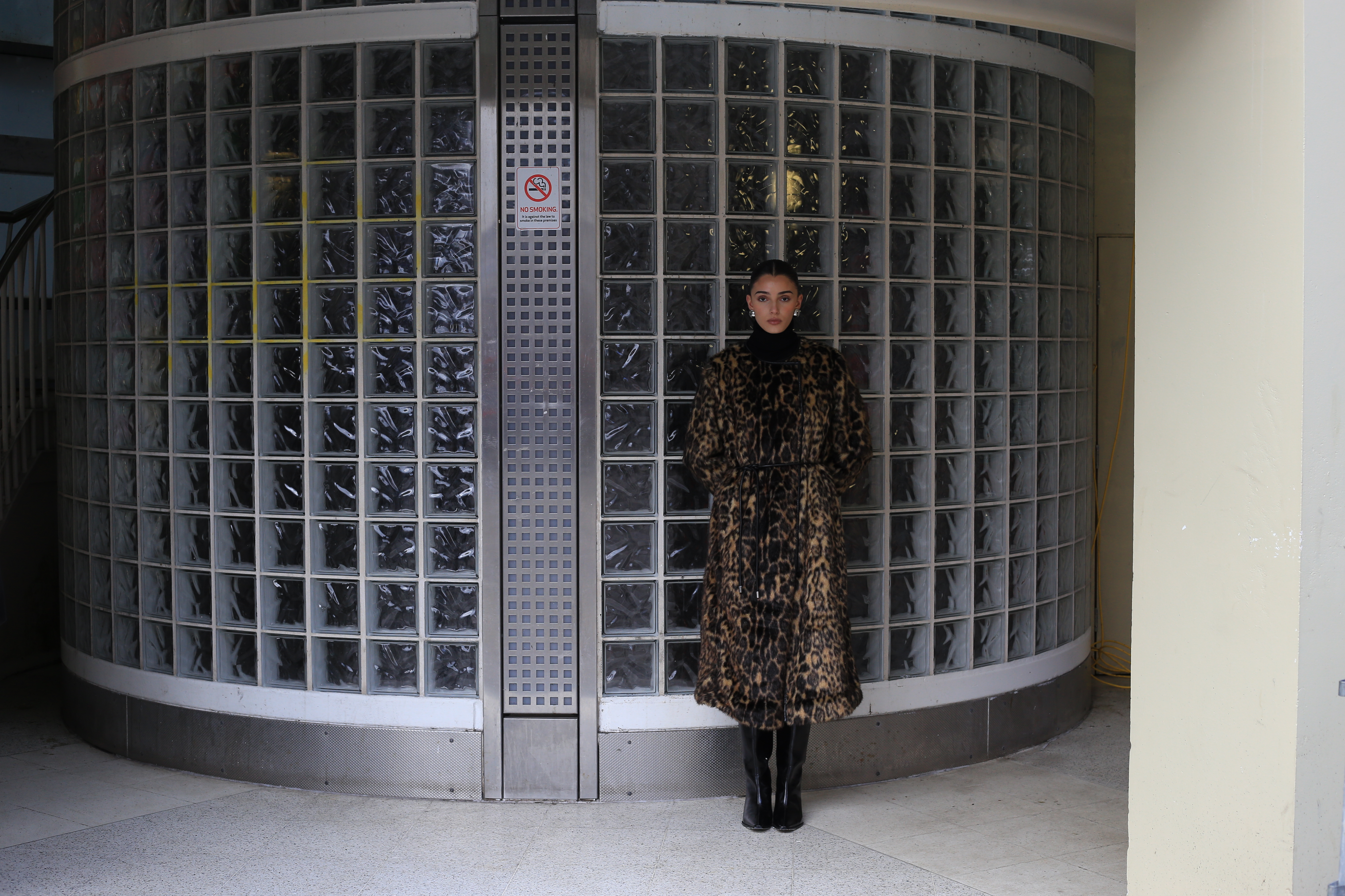 PRIMAL GLAMOUR image 4